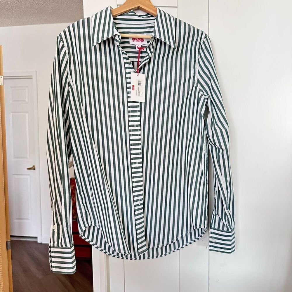 NWT solid and striped button down - Picture 5 of 7